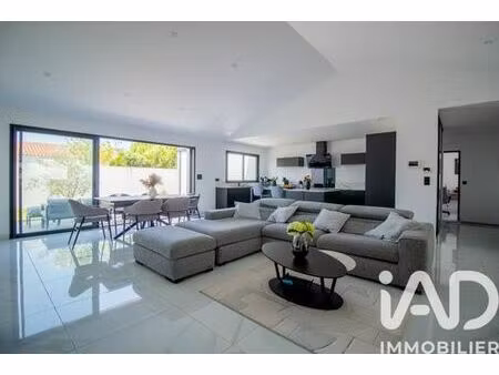 villa de 6 pièces de luxe en vente nieul-sur-mer  nouvelle-aquitaine