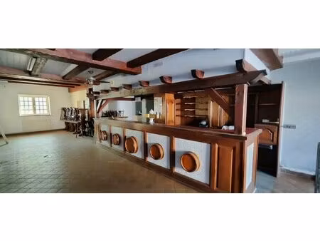en vente local commercial 158 m² – 89 600 € |woustviller