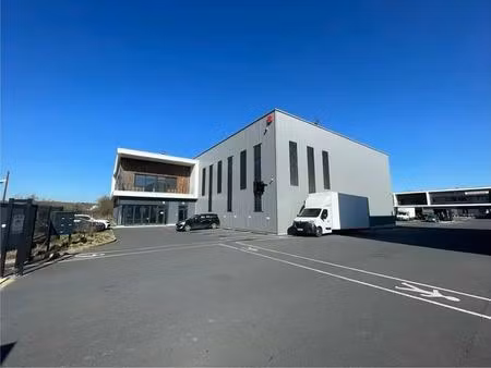 vente local d’activités persan 95340 450m² à 3749m²