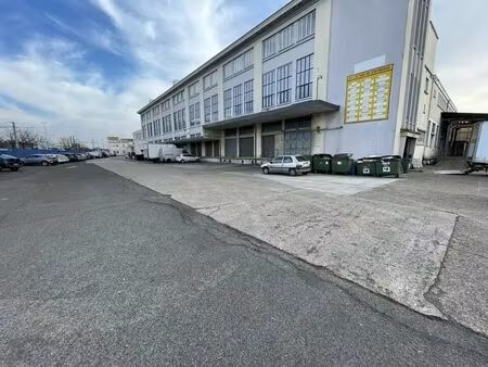 location local d’activités bobigny 93000 1208m²