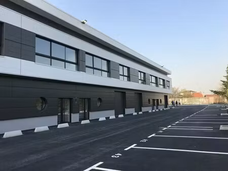 location local d’activités les pavillons sous bois 93320 226m² à 678m²
