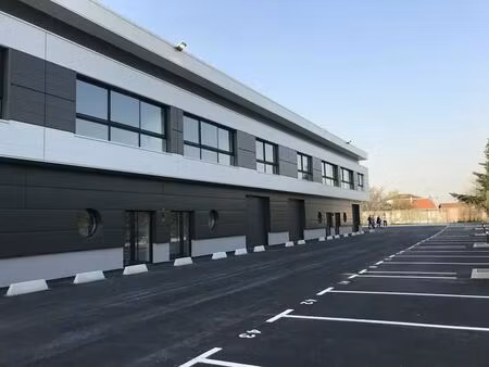location local d’activités les pavillons sous bois 93320 257m²