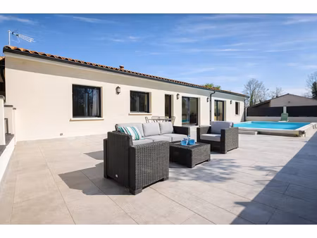 vente maison 7 pièces 145.55 m² à trois-palis (16730)  346 500 €