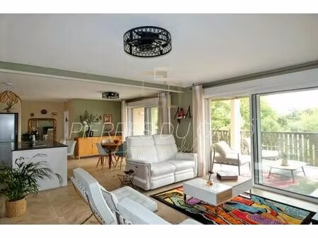 appartement de 2 chambres de luxe en vente à uzès  occitanie