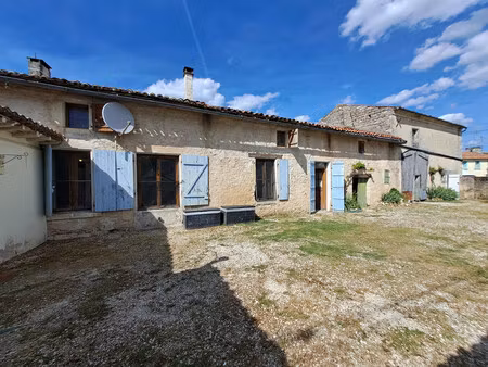 maison à vendre à chives (17510) - charente-maritime
