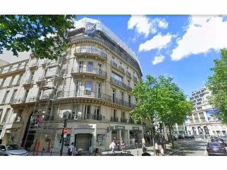 location bureaux 93 m²