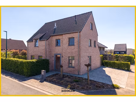 huis te koop in roosdaal met 4 slaapkamers