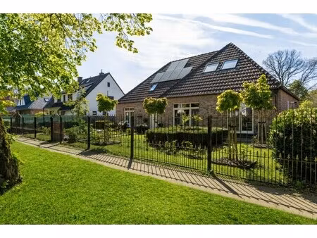 huis te koop in brasschaat met 4 slaapkamers