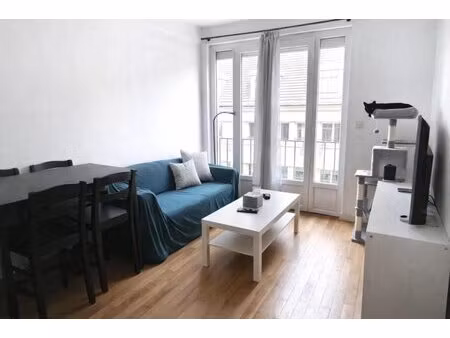 t2 avec balcon et garage loué en hypercentre