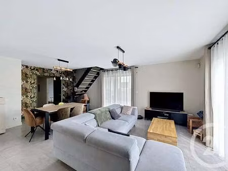 vente maison à montigné-le-brillant (53970) : à vendre / 109m² montigné-le-brillant