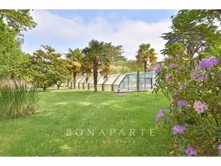 propriete avec piscine/ tennis/ a 8mns de la plage