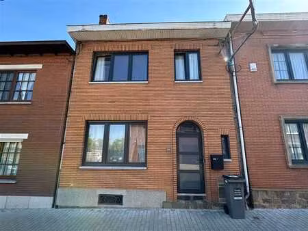 maison 2ch - terrasse - jardin - peb c
