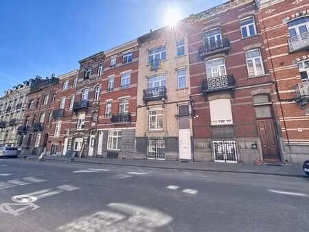 maison de caractères avec potentielement 3 unités à vendre