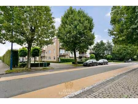 top duplex-appartement met 3 slpks  2 badks en 2 terassen...