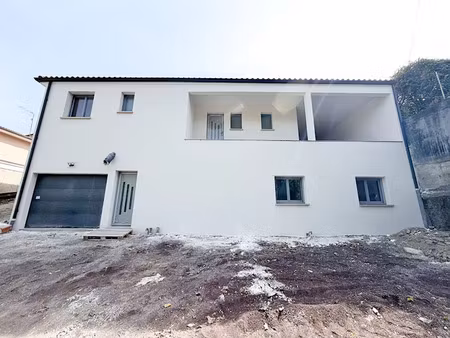 vente maison 7 pièces 241.59 m² à châteaugay (63119)  485 000 €