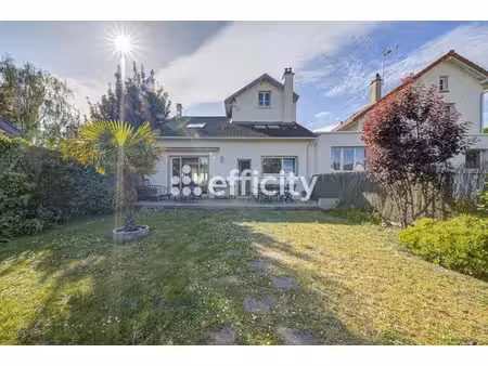vente maison 7 pièces 190 m² à garches (92380)  1 225 000 €