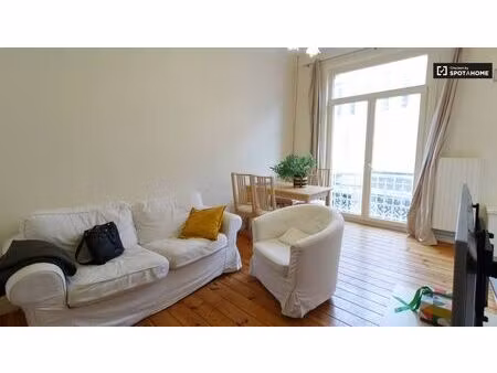 lumineux appartement meublé proche de la place flagey