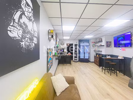 local commercial de 82m2 en plein centre d'yssingeaux
