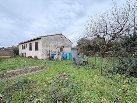 ref : casalg - lavalette - maison plain pied - 3 chambres - véranda - jardin - garage