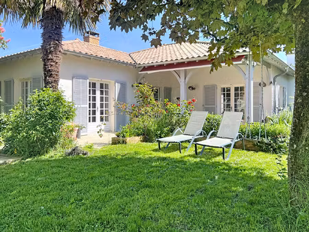 maison familiale 180m2 - 4 chambres - sous sol complet - jas