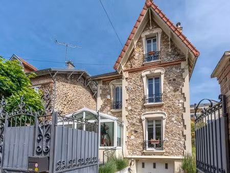 meuliere 6 pieces - 4 chambres - 115 m² - parcelle 268 m²