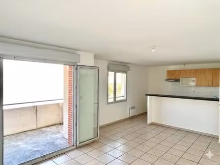 t3 de 61m² + terrasse et parking – toulouse / la vache