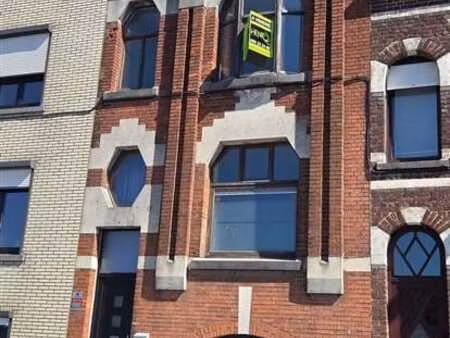 maison 3 chambres à restaurer dans le quartier de la gare.