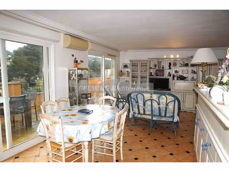 appt f5 de 84 m2  terrasse 31 m2  cave et garage
