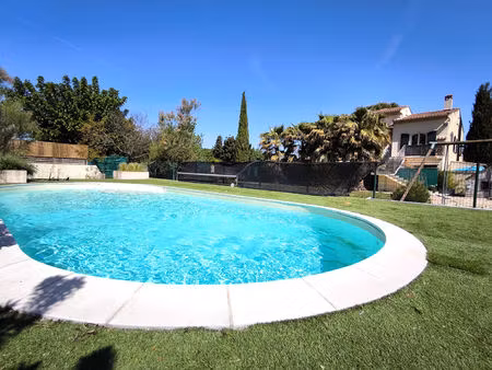 orgon - appartement t5 149 m² carrez avec terrasse  piscine et jardin indépendant