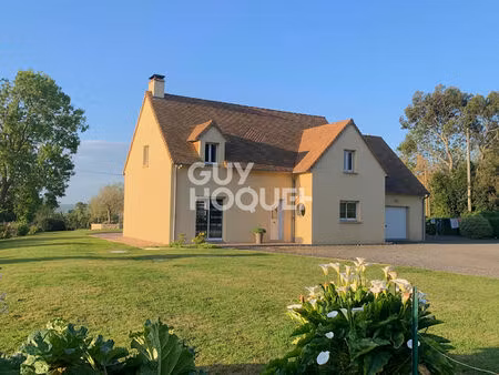 a vendre  à l'ouest de bayeux  maison familiale de 144 m² habitables.