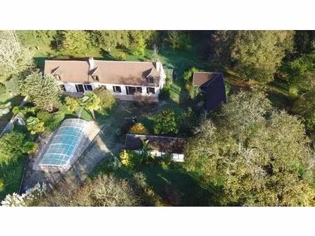 longère du xvie sur 27917m² de terrain dont 5000 constructible