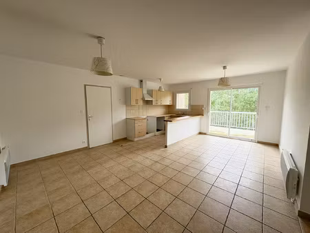 auch -maison t3 avec jardin et garage