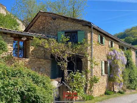 maison de village