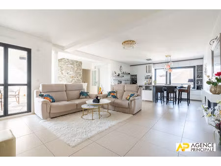 appartement 5 pièce(s) 103 m2 6 petit parc