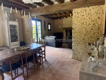maison familiale avec pisicne et dépendance proche boulazac