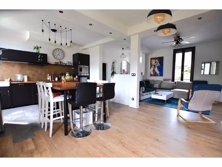 a 2 min de l'accès a31 charmante maison de 115m2.