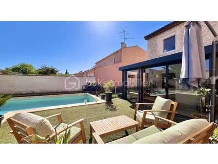 ella — maison 6 pièces 136 m² rénovée  jardin  piscine  véranda chauffée — nîmes