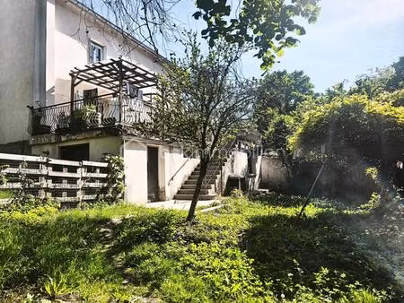 maison avec dépendance + terrain 2 500 m² – fort potentiel – pont-de-chéruy