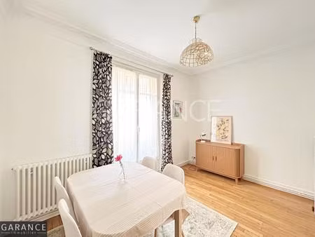 location meublé appartement 3 pièces à paris (75014) mét