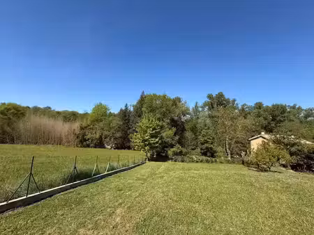 vente terrain 1000 m² à lissieu (69380)  195 000 €