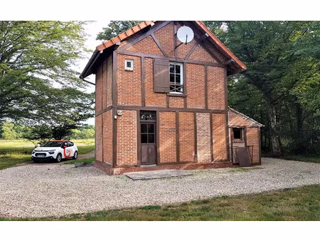 location maison  m² t-2 à chailly-en-gâtinais  480 €