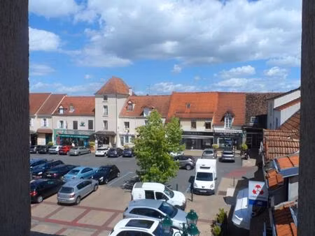 appartement en duplex proche tous commerces