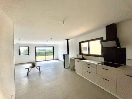 location maison à bayeux (14400) : à louer / 84m² bayeux