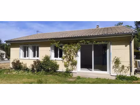 location maison 4 pièces 80 m² à venon (27110)  1 180 €