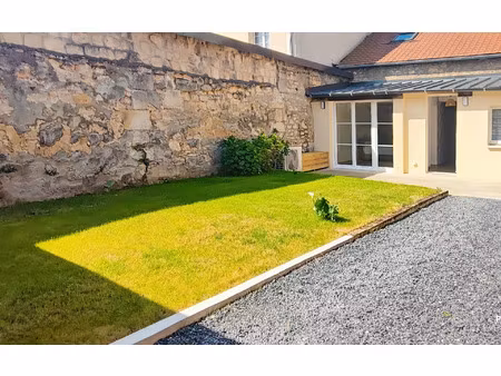 location maison  m² t-4 à pont-sainte-maxence  1 200 €