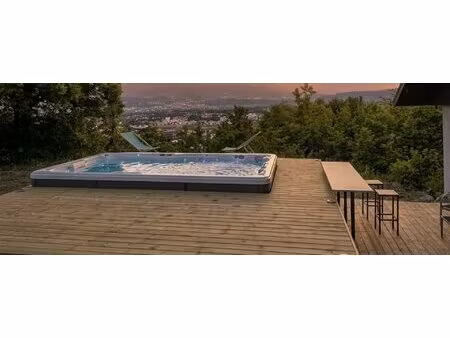 vente propriété 330 m2 a la frontiere suisse