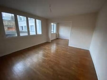 location appartement 3 pièces à vitré (35500) : à louer 3 pièces / 75m² vitré