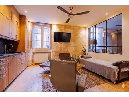 a vendre duplex inversé de 48 m2 avec cellier et cave