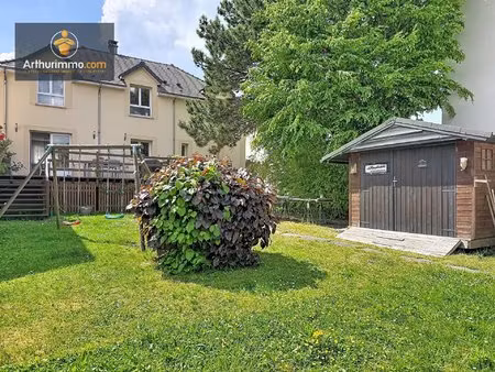 maison familiale moderne avec jardin  proche gare et écoles