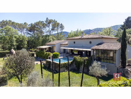 le thoronet  aux portes de lorgues ? propriété de caractère avec piscine  dépendance et so